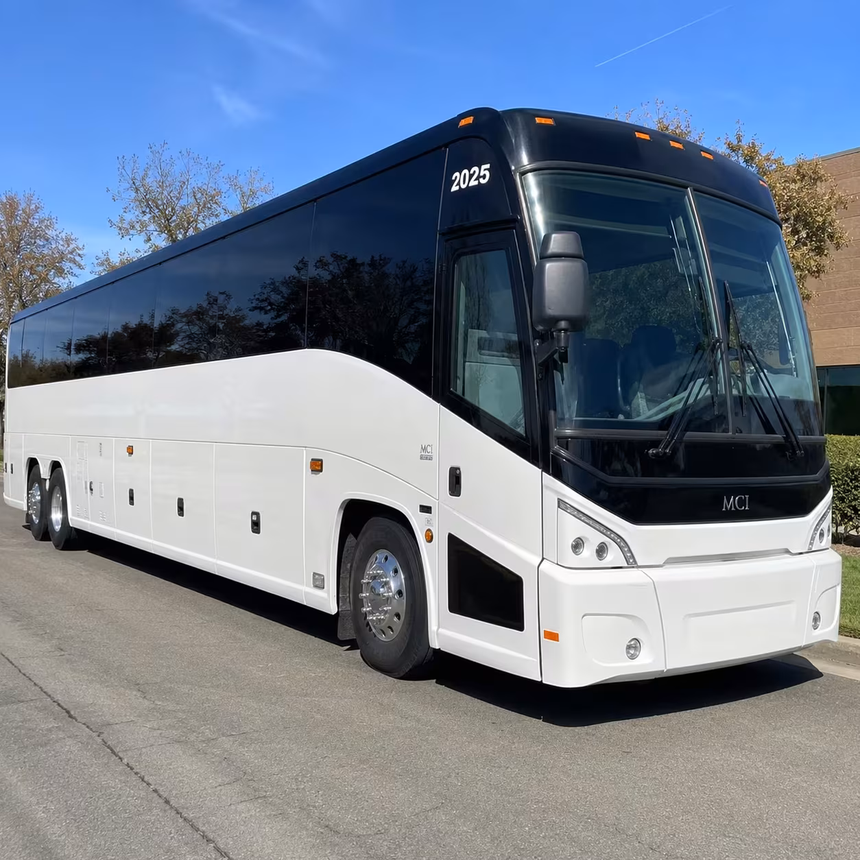 employee shuttle service along troy s big beaver road corridor