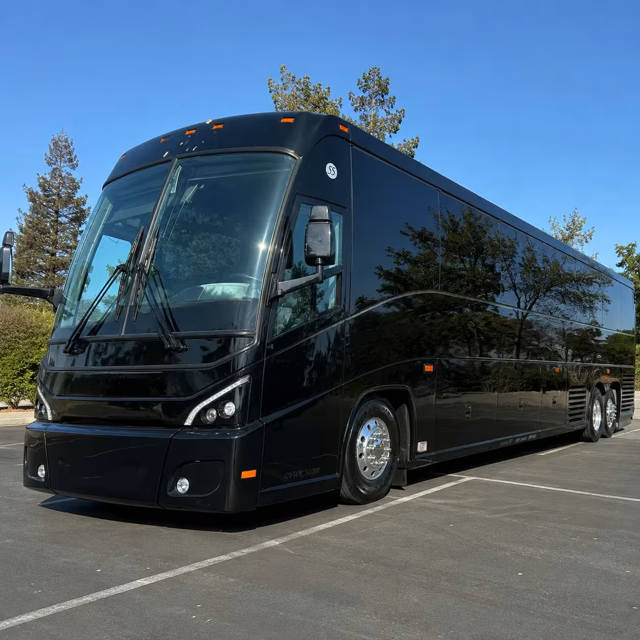 multi day charter bus rentals from troy michigan are easy to arrange